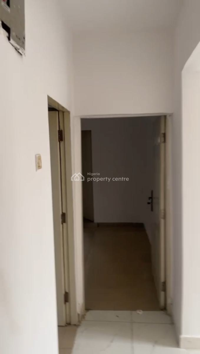 Well Maintained 2 Bedroom Flat, Fidiso Estate, Sangotedo, Ajah, Lagos, Flat / Apartment for Rent