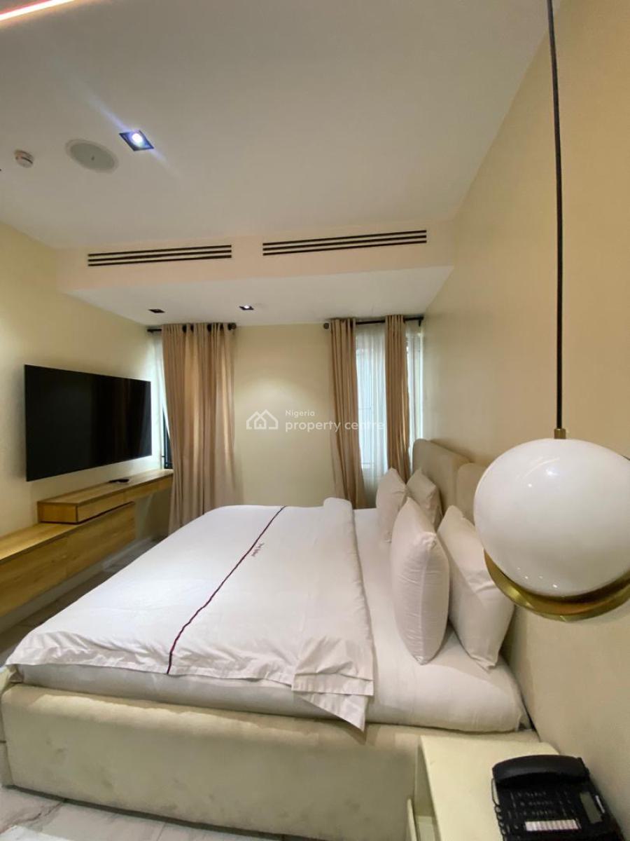 Luxury 3 Bedroom Apartment, Kingsley Odo Close Off Chief Collins, Lekki Phase 1, Lekki, Lagos, Flat / Apartment Short Let