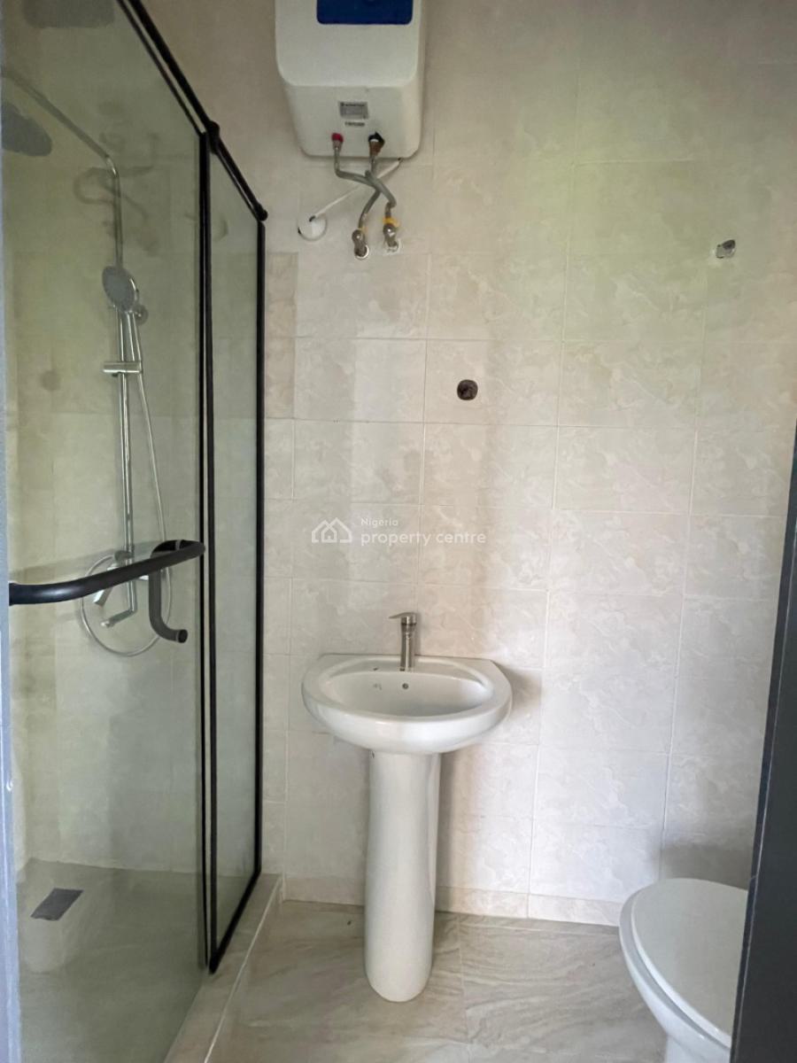 3 Bedroom Flat (upstairs), Sangotedo, Ajah, Lagos, Flat / Apartment for Rent
