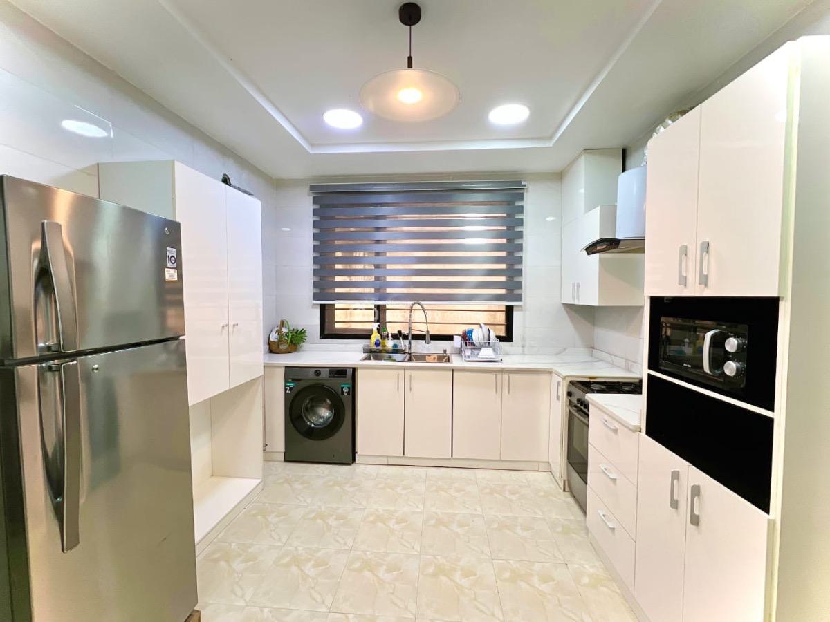 Luxury 3 Bedroom Apartment, Lekki Phase 1, Lekki, Lagos, Flat / Apartment Short Let