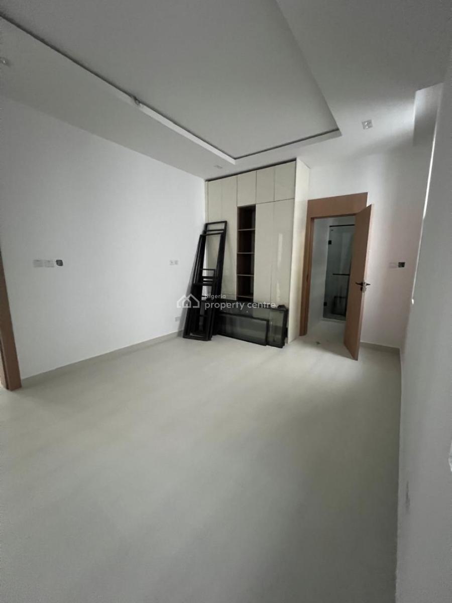 Luxury  Spacious 4 Bedroom Fully / Semi Detached Duplex with a Room Bq, Dpkay District, Orchid Hotel Road, Lekki Phase 2, Lekki, Lagos, Detached Duplex for Sale
