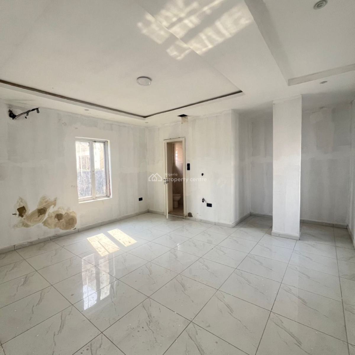 2 Bedroom Apartment with High Roi Investment Potential, 2 Bedroom Apartment with High Roi Investment Potential, Ikate, Lekki, Lagos, Block of Flats for Sale