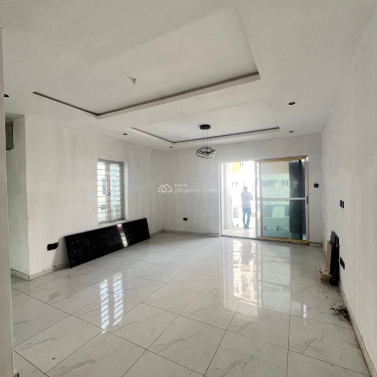 2 Bedroom Apartment with High Roi Investment Potential, 2 Bedroom Apartment with High Roi Investment Potential, Ikate, Lekki, Lagos, Block of Flats for Sale