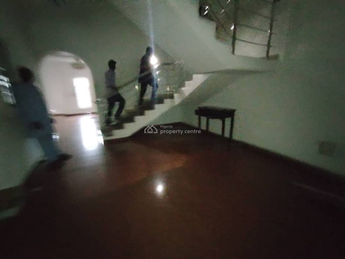 4 Bedroom Spacious Semi Detached Duplex with 2 Room Bq, Lekki Phase 1, Lekki, Lagos, Semi-detached Duplex for Rent