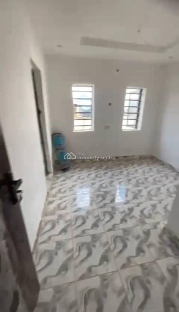 Lovely Sweet Mini Flat, Waec Side, Fadeyi, Shomolu, Lagos, Mini Flat (room and Parlour) for Rent