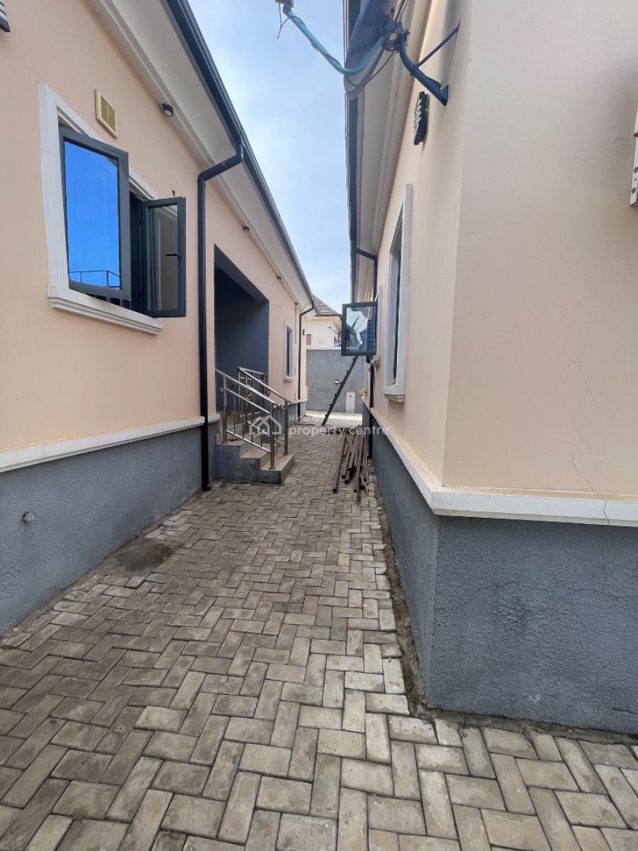 3 Bedroom Detached Bungalow with Two Rooms Bq, Gwarimpa Estate By 6th Avenue, Gwarinpa, Abuja, Detached Bungalow for Sale