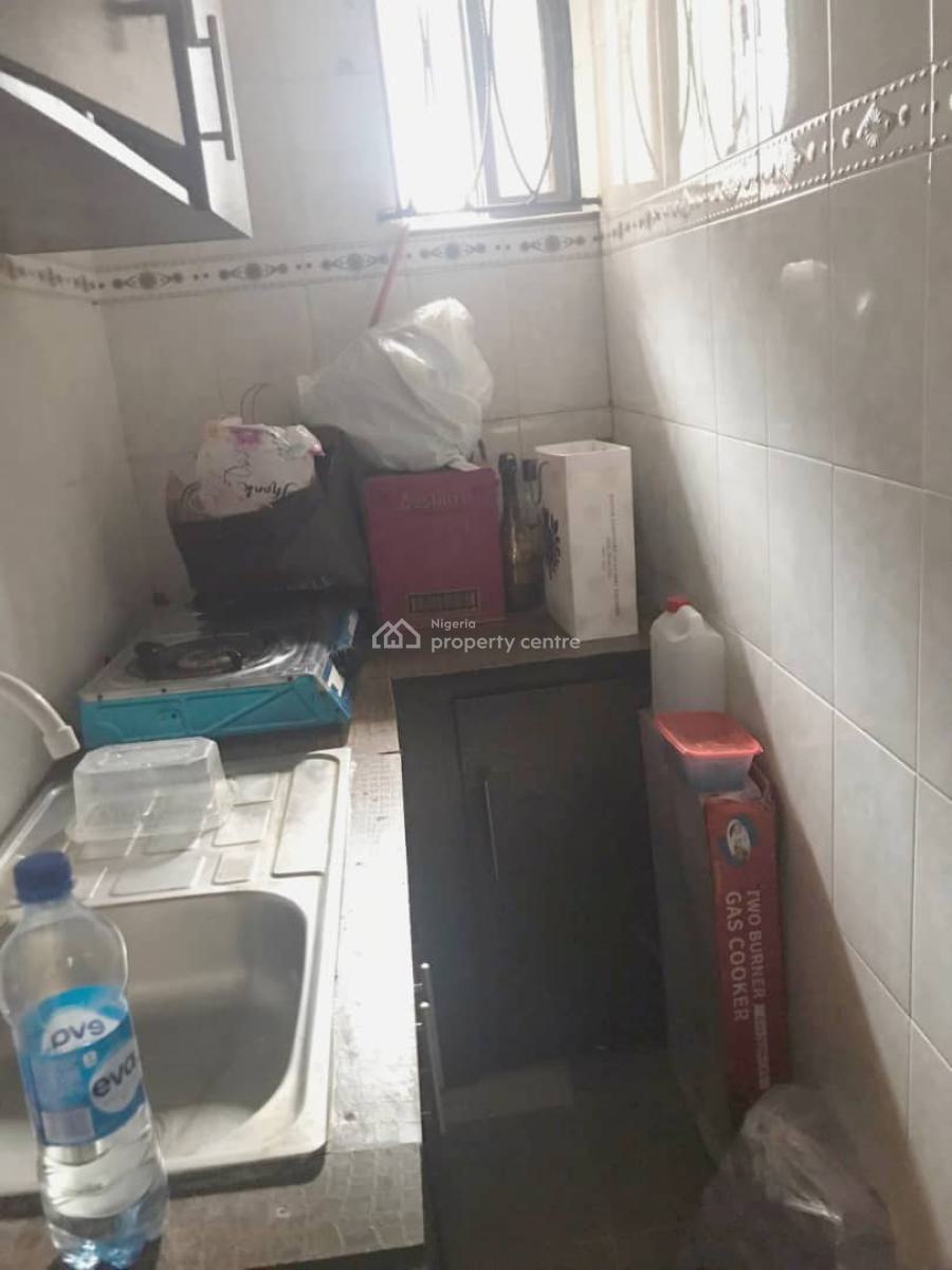Mini Flat, Admiralty Way, Lekki Phase 1, Lekki, Lagos, Mini Flat (room and Parlour) for Rent
