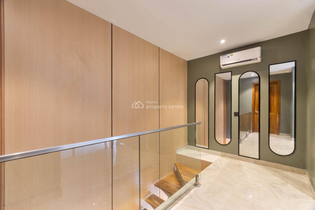 Luxurious and Refined 2 Bedroom Maisonette with Bathtubs, Lekki Phase 1, Lekki, Lagos, Flat / Apartment Short Let
