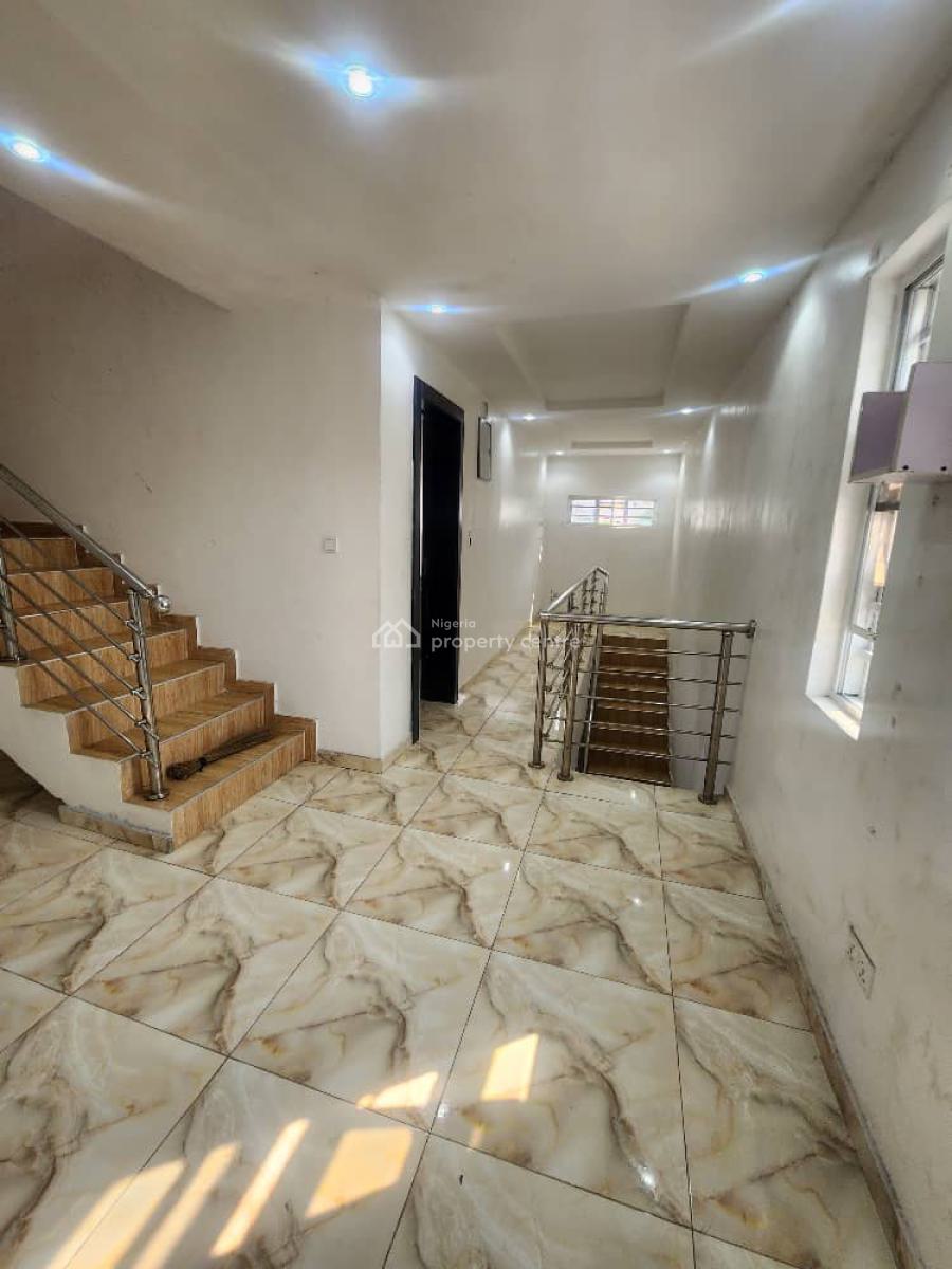 Sweet Semi Detached Corner Piece, By Meadow Hall School, Ikate Elegushi, Lekki, Lagos, Semi-detached Duplex for Rent