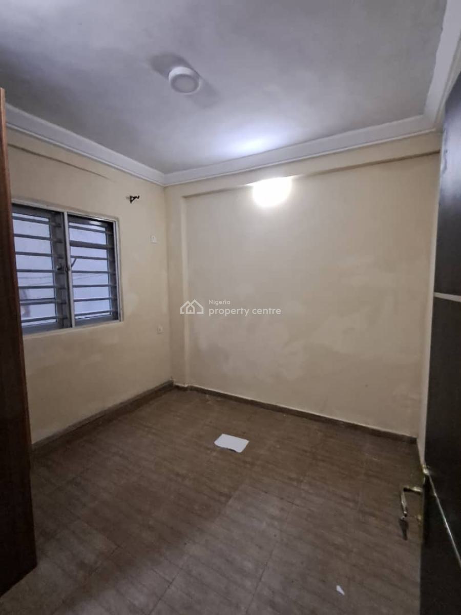 Lovely and Portable 2 Bedroom Flat, Gra Phase 2, Magodo, Lagos, Flat / Apartment for Rent