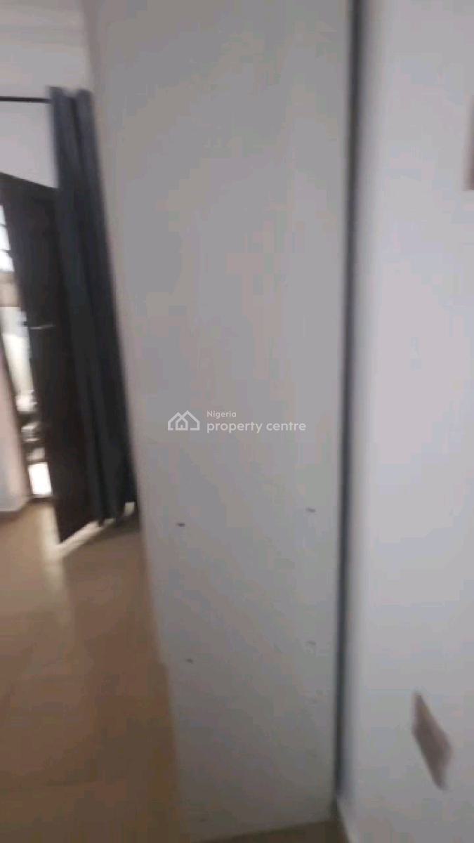 Very Spacious and Standard Room Self Contain, Abiodun Street, Shomolu, Lagos, Self Contain (single Rooms) for Rent