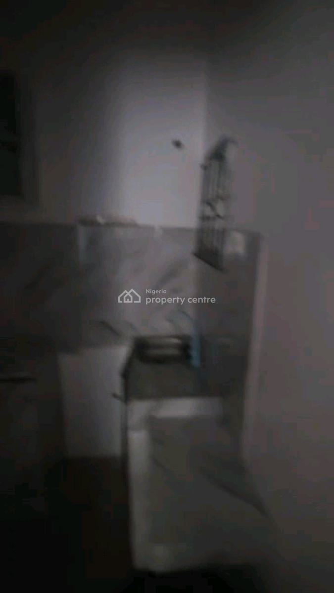 Very Spacious and Standard Room Self Contain, Abiodun Street, Shomolu, Lagos, Self Contain (single Rooms) for Rent