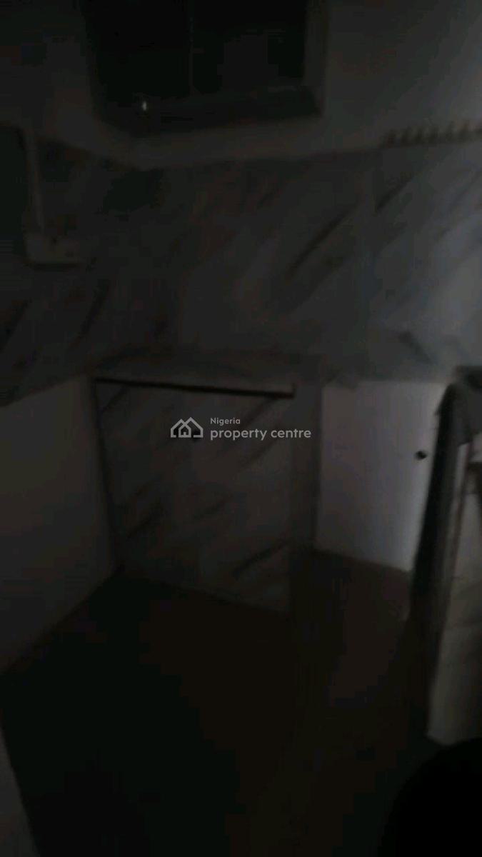 Very Spacious and Standard Room Self Contain, Abiodun Street, Shomolu, Lagos, Self Contain (single Rooms) for Rent