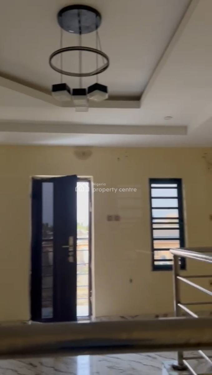 Well Maintained 3 Bedroom Duplex, Ologunfe, Awoyaya, Ibeju Lekki, Lagos, Terraced Duplex for Rent