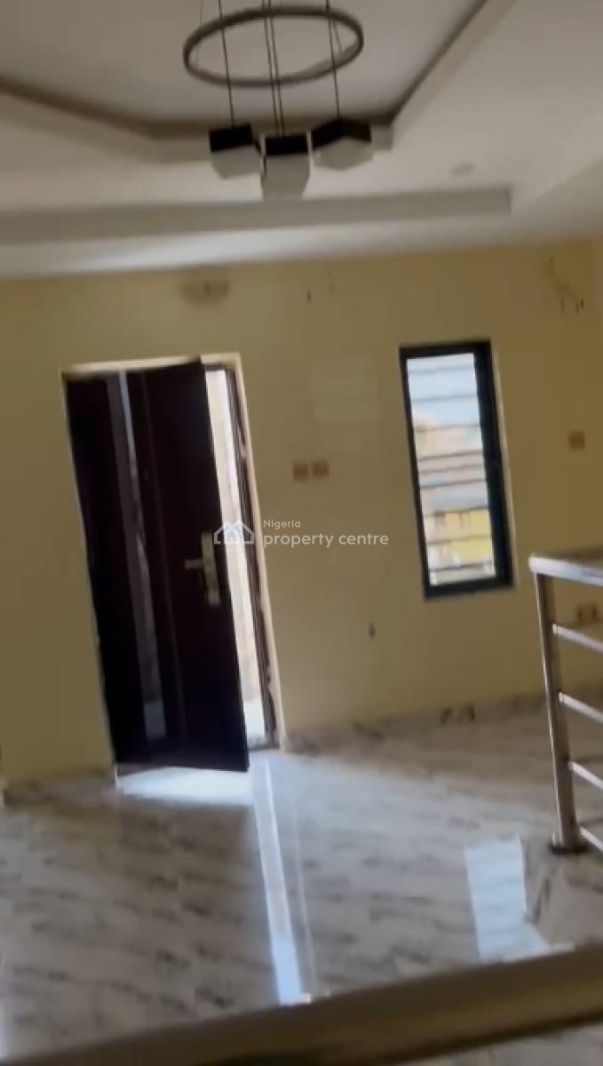 Well Maintained 3 Bedroom Duplex, Ologunfe, Awoyaya, Ibeju Lekki, Lagos, Terraced Duplex for Rent