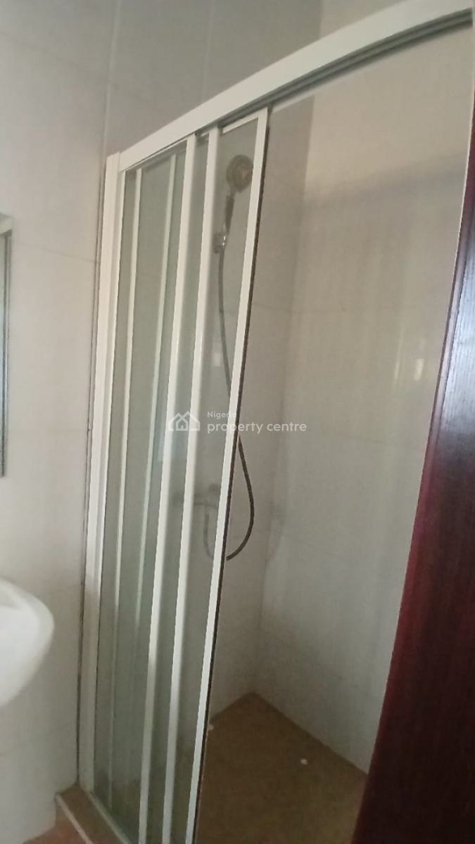 Newly Renovated 4 Bedroom Semi Detached House with Bq, Off Fola Osibo, Lekki Phase 1, Lekki, Lagos, Semi-detached Duplex for Rent