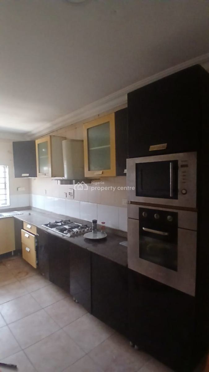 Luxury 4 Bedroom Maissionannate with Bq Self Service, Off Fola Osibo, Lekki Phase 1, Lekki, Lagos, Flat / Apartment for Rent