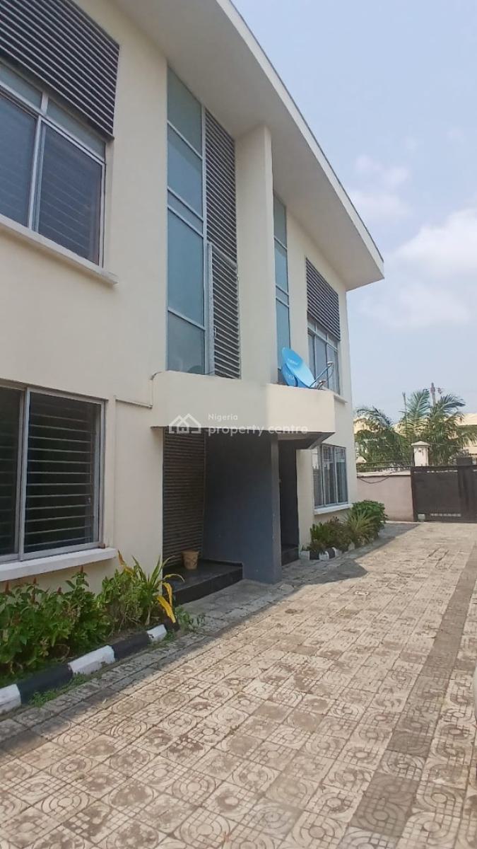 Luxury 4 Bedroom Maissionannate with Bq Self Service, Off Fola Osibo, Lekki Phase 1, Lekki, Lagos, Flat / Apartment for Rent