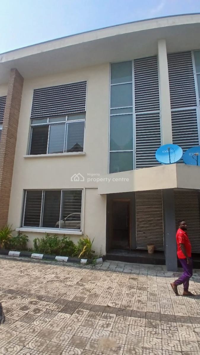 Luxury 4 Bedroom Maissionannate with Bq Self Service, Off Fola Osibo, Lekki Phase 1, Lekki, Lagos, Flat / Apartment for Rent