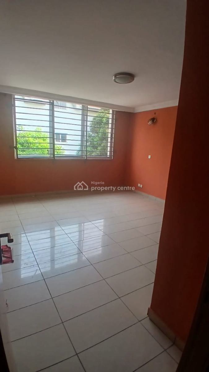 Luxury 4 Bedroom Maissionannate with Bq Self Service, Off Fola Osibo, Lekki Phase 1, Lekki, Lagos, Flat / Apartment for Rent