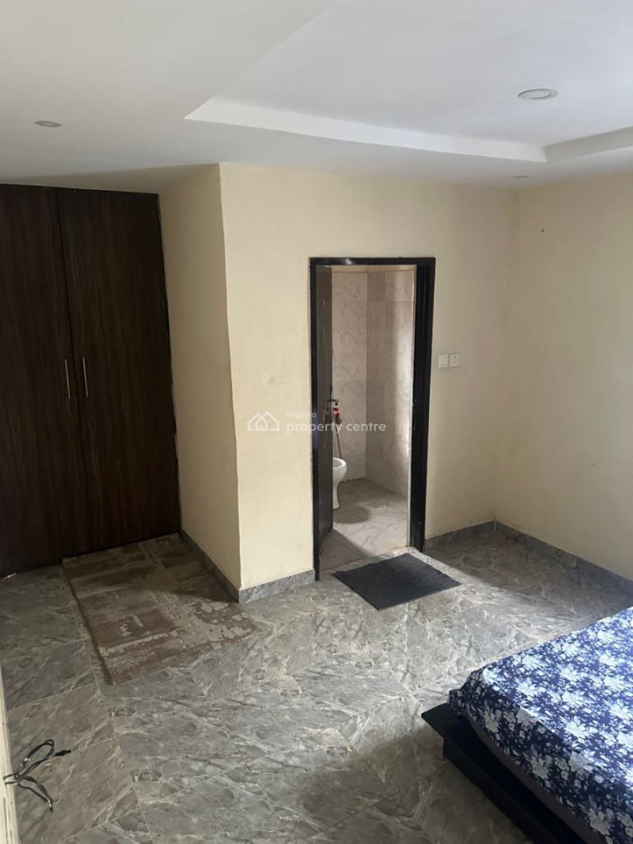 1 Bedroom Master in a Shared Apartment, Thomas Estate, Ajah, Lagos, Flat / Apartment for Rent