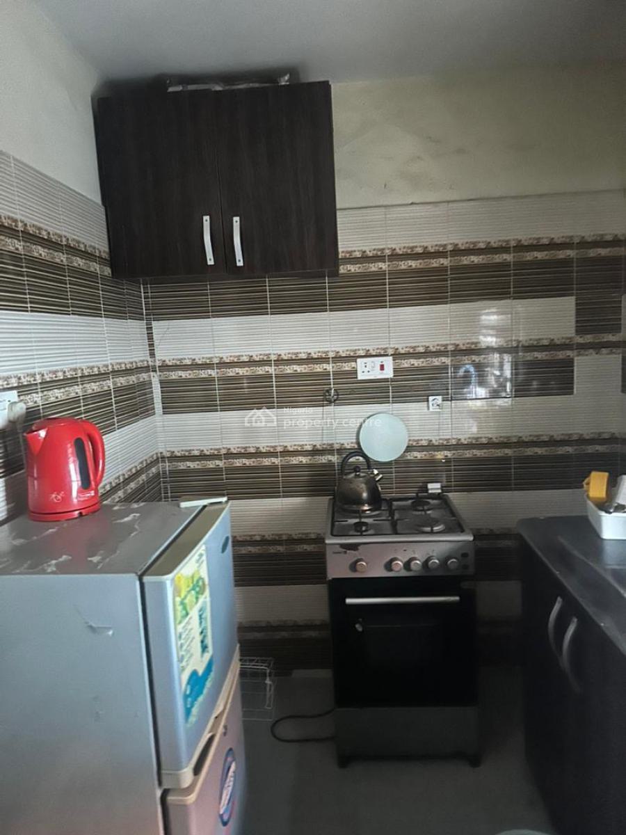 1 Bedroom Master in a Shared Apartment, Thomas Estate, Ajah, Lagos, Flat / Apartment for Rent