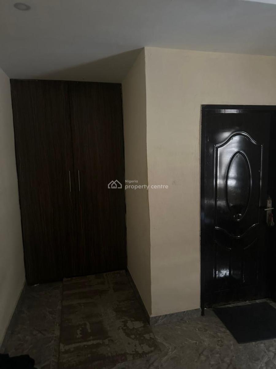 1 Bedroom Master in a Shared Apartment, Thomas Estate, Ajah, Lagos, Flat / Apartment for Rent