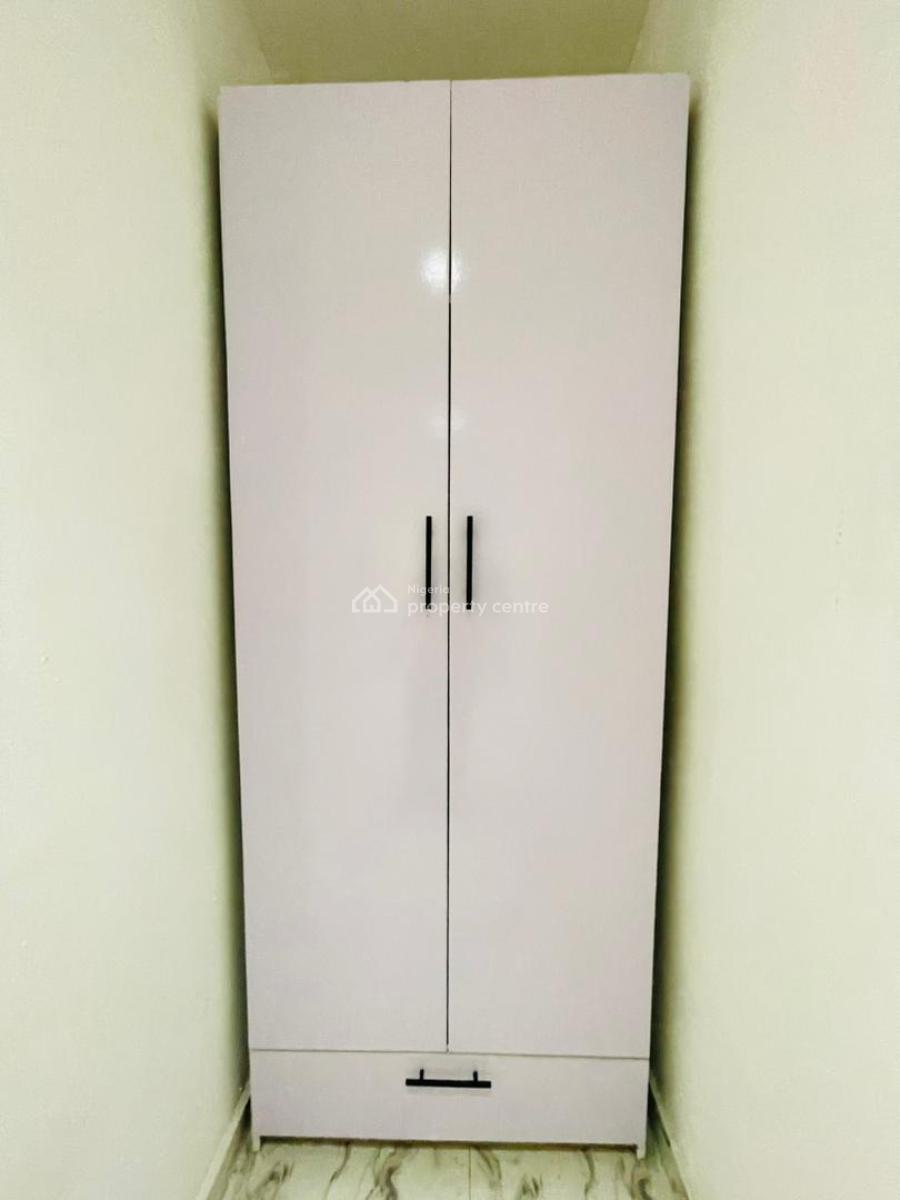 2 Bedroom Apartment, Ologolo, Lekki, Lagos, Flat / Apartment for Rent