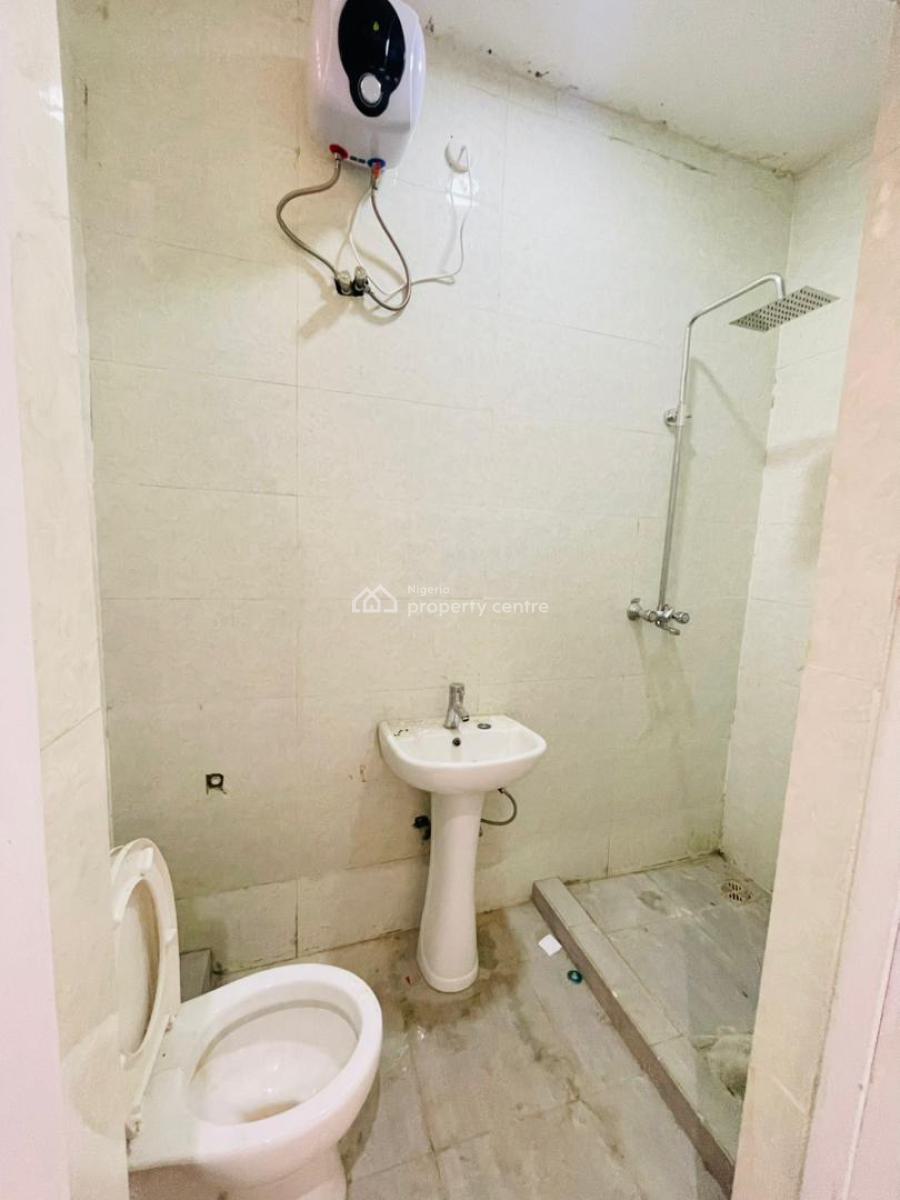 2 Bedroom Apartment, Ologolo, Lekki, Lagos, Flat / Apartment for Rent