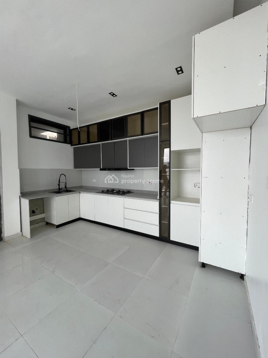 2 Bedroom Apartment, Ologolo, Lekki, Lagos, Flat / Apartment for Rent