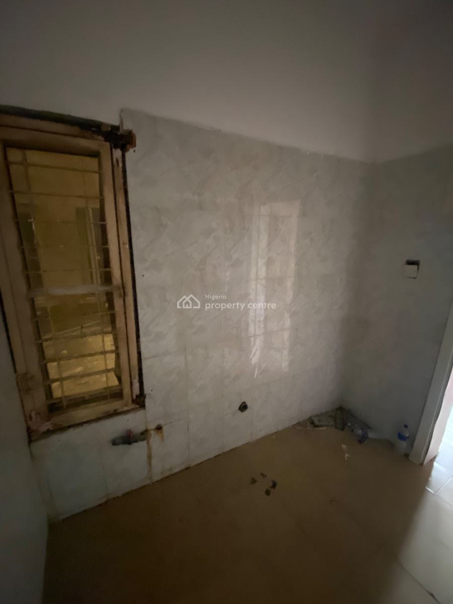 Premium Room Self Contain in a Serene Estate, Walkable to Estate Gate, Ikota Villa Estate, Ikota, Lekki, Lagos, Self Contain (single Rooms) for Rent