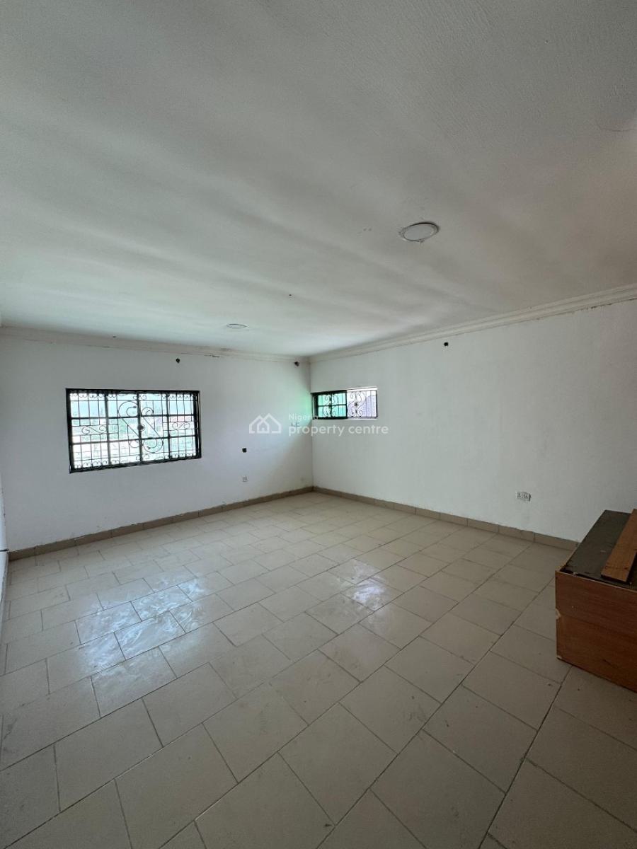 Well-maintained 2 Bedroom Apartment, Chevron, Lekki, Lagos, Flat / Apartment for Rent
