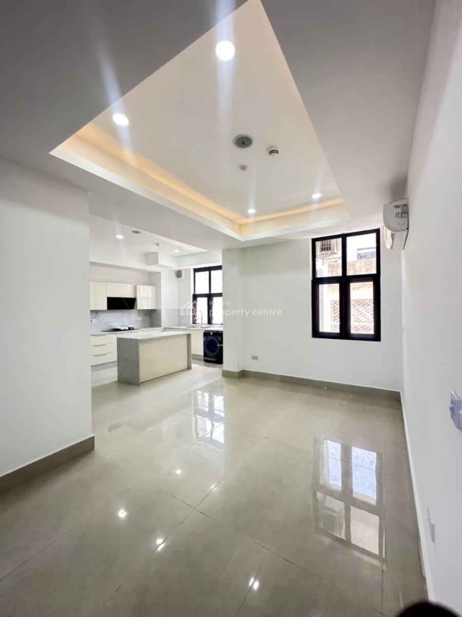 Luxurious 3 Bedroom Penthouse with Bq,  Pool, Gym and Elevator, Lekki Phase 1, Lekki, Lagos, Flat / Apartment for Sale