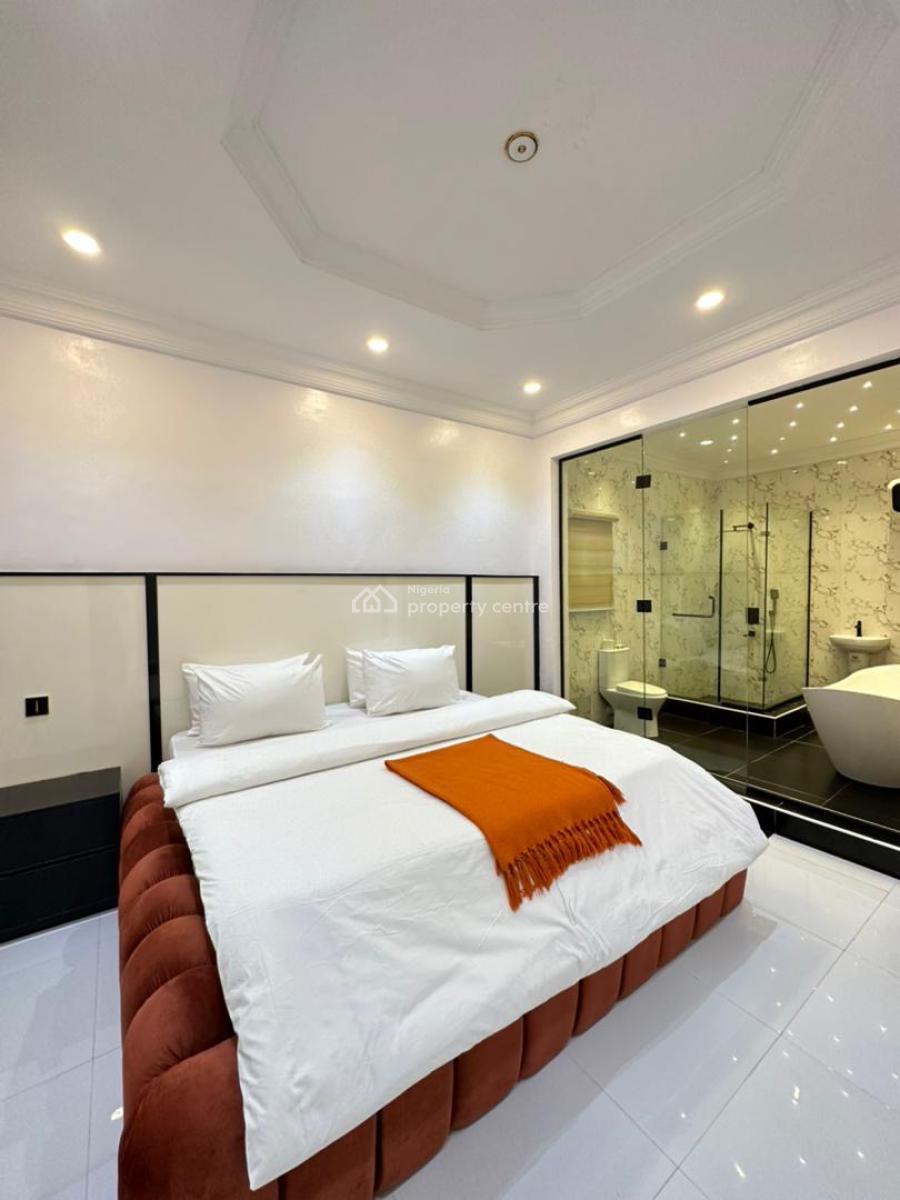 Deluxe 1 Bedroom Bathub Apartment with Red Room, Osapa, Lekki, Lagos, Mini Flat (room and Parlour) Short Let