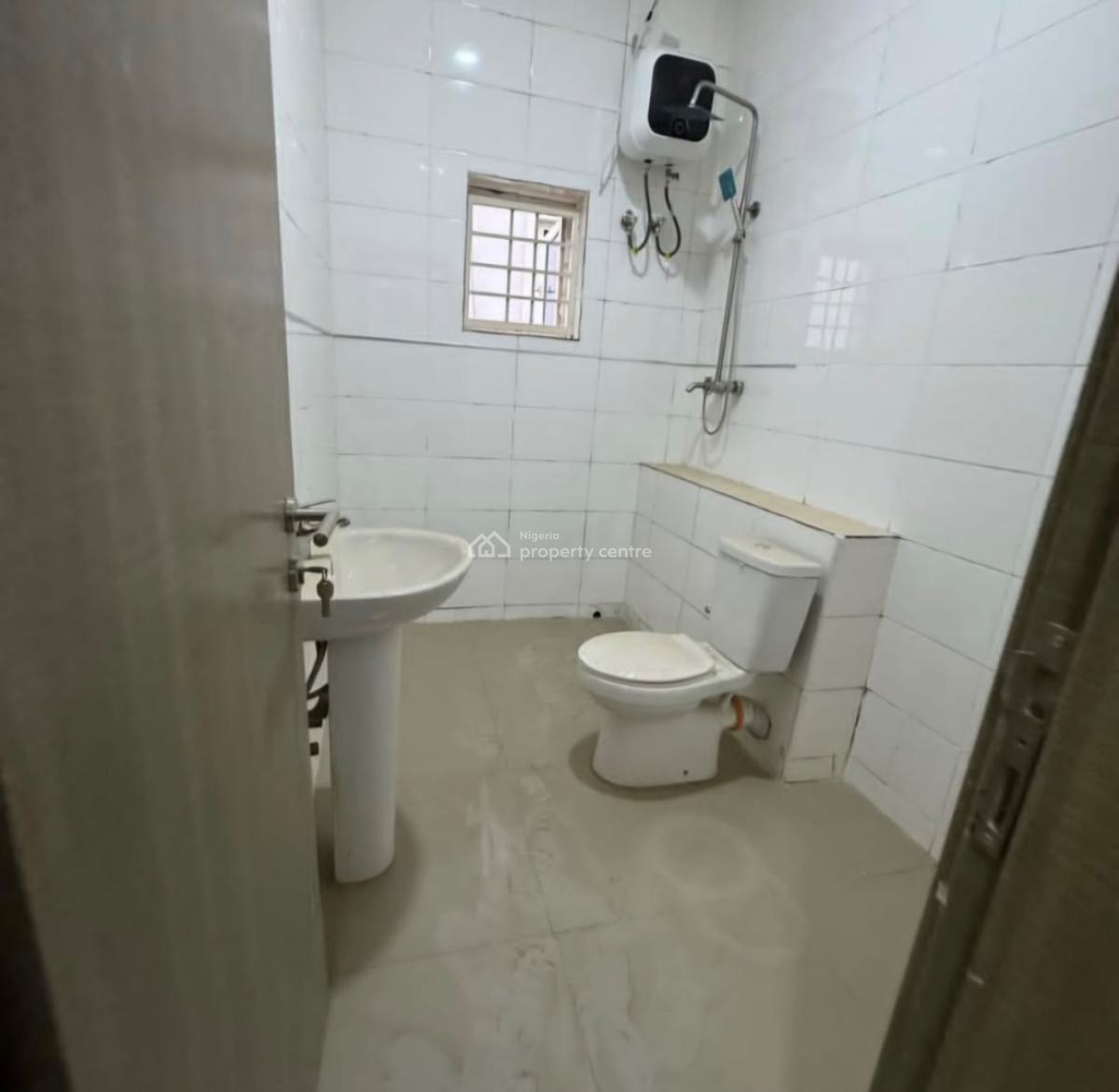 5 Bedroom Duplex, Guzape District, Abuja, Detached Duplex for Sale