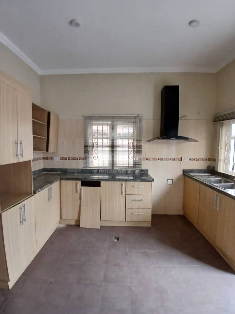 Spacious Affordable 5 Bedroom with Bq Lundry and 8 Cars Parking Space, Lekki Scheme 2, Lekki, Lagos, Detached Duplex for Rent