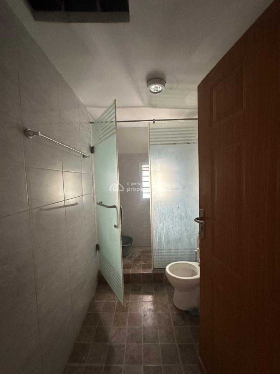 Well-maintained Mini Flat, Lekki Phase 1, Lekki, Lagos, Flat / Apartment for Rent
