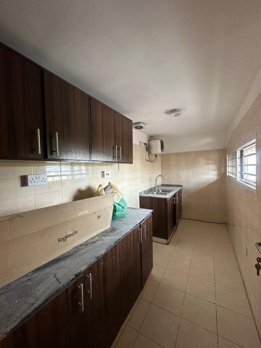 Well-maintained Mini Flat, Lekki Phase 1, Lekki, Lagos, Flat / Apartment for Rent