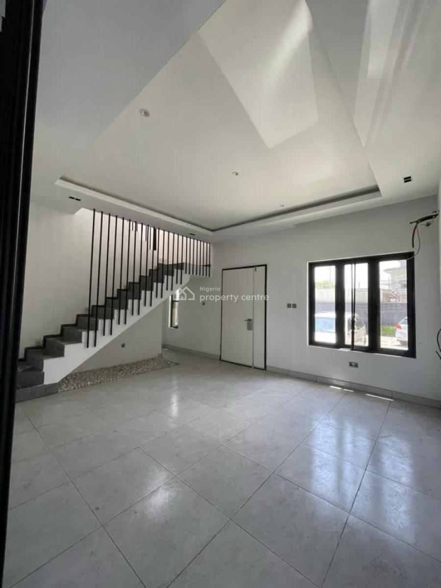 4 Bedroom Semi Detached Duplex, Lekki Phase 1, Lekki, Lagos, Terraced Duplex for Sale