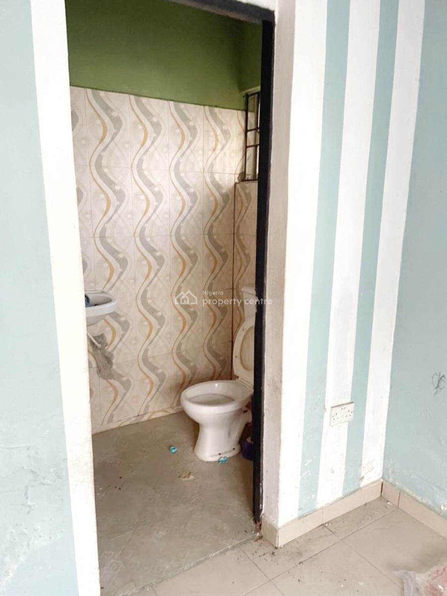 Luxury 2 Bedroom Flat, Gra Phase 2, Magodo, Lagos, Flat / Apartment for Rent
