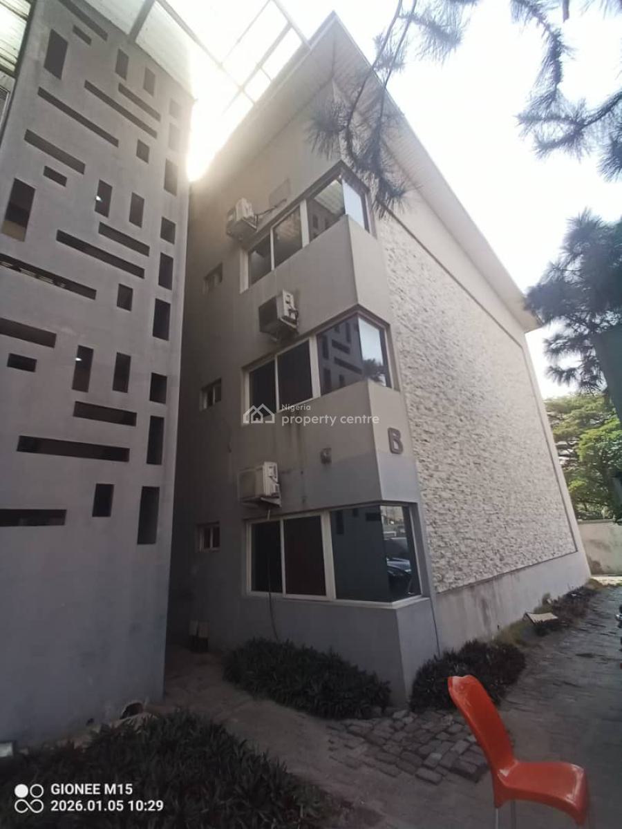 Fully Serviced 1 Bedroom Studio Apartment, Osapa, Lekki, Lagos, Flat / Apartment for Rent