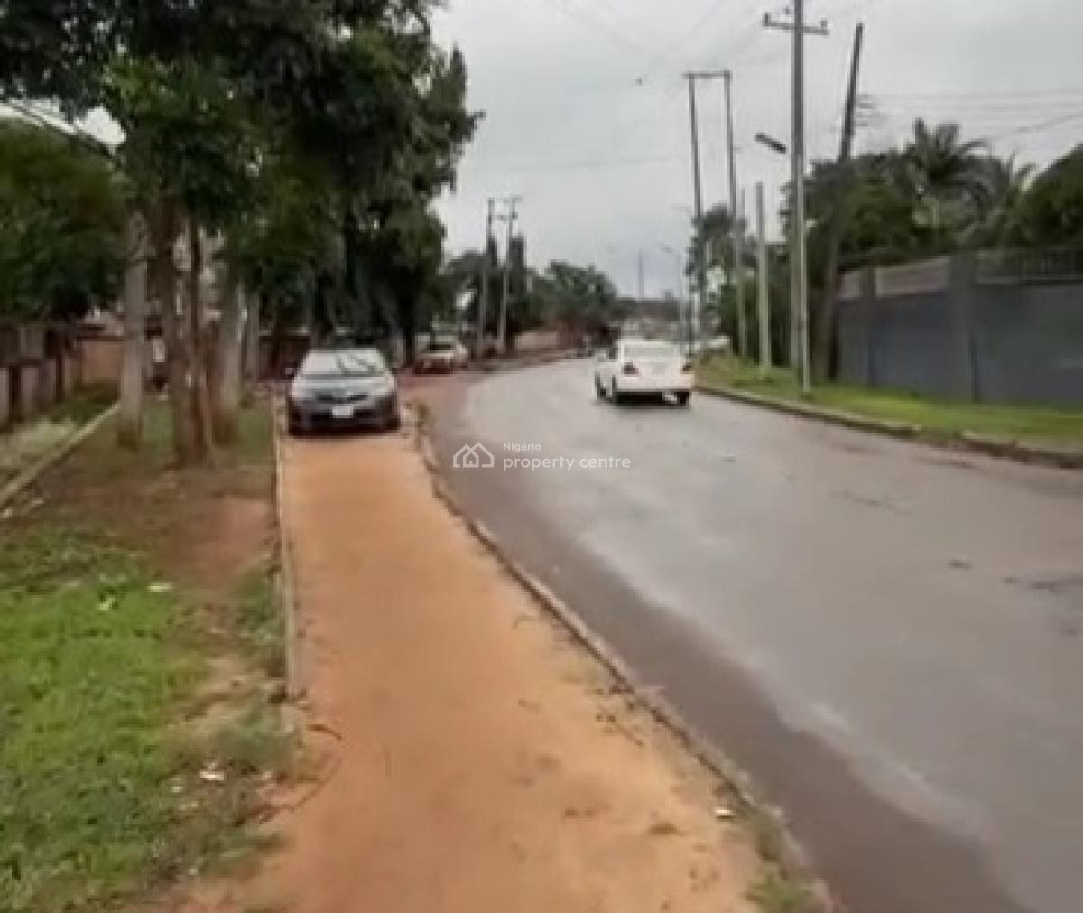 100ft By 300ft Land Approximately 2850sqm of Land with C of O, Along Aguobasinmwin Crescent, Off Goulf Course Road, Gra,, Benin, Oredo, Edo, Commercial Land for Sale