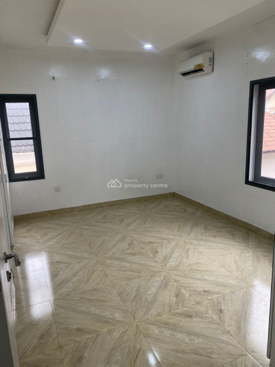 3 Bedroom Apartment with Bq Fitted Kitchen with Amenities, Lekki Phase 1, Lekki, Lagos, Flat / Apartment for Rent
