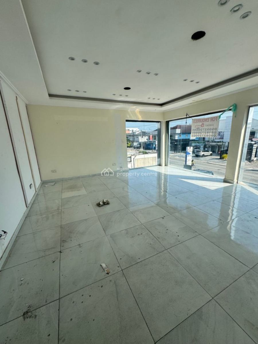 230sqm Front-facing Commercial Space, Lekki Phase 1, Lekki, Lagos, Commercial Property for Rent