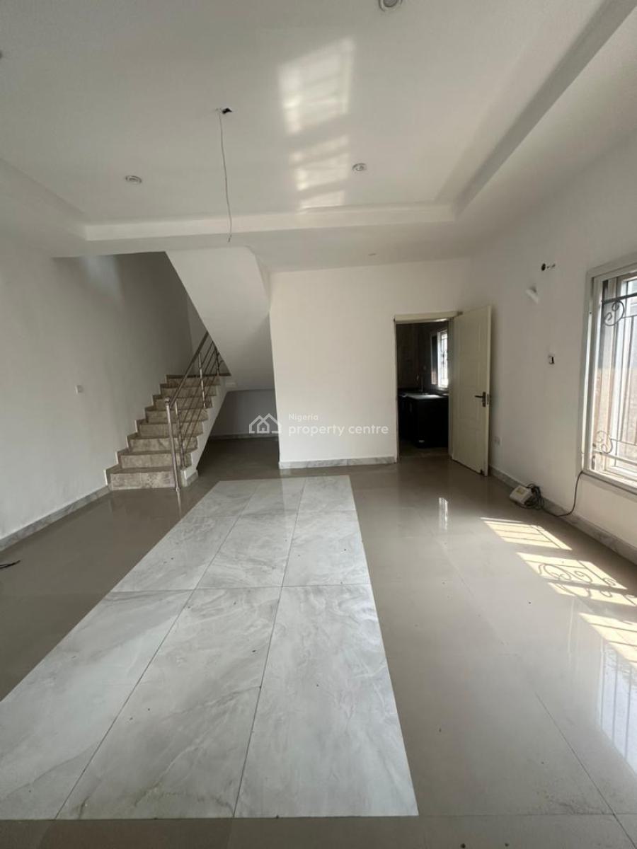 Well-maintained 3-bedroom Terrace Duplex, Chevron, Lekki, Lagos, House for Rent