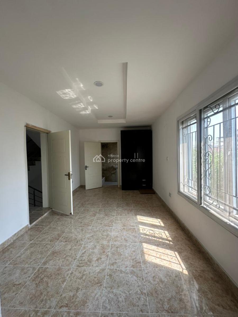 Well-maintained 3-bedroom Terrace Duplex, Chevron, Lekki, Lagos, House for Rent