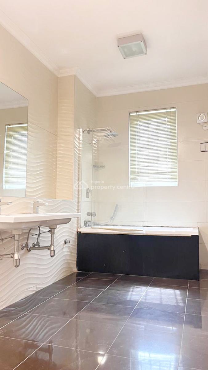 a Well Maintained Spacious 3 Bedroom Flat with Bq, Old Ikoyi, Ikoyi, Lagos, Flat / Apartment for Sale