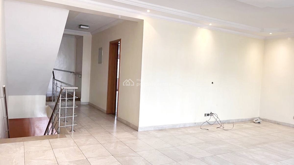 a Well Maintained Spacious 3 Bedroom Flat with Bq, Old Ikoyi, Ikoyi, Lagos, Flat / Apartment for Sale