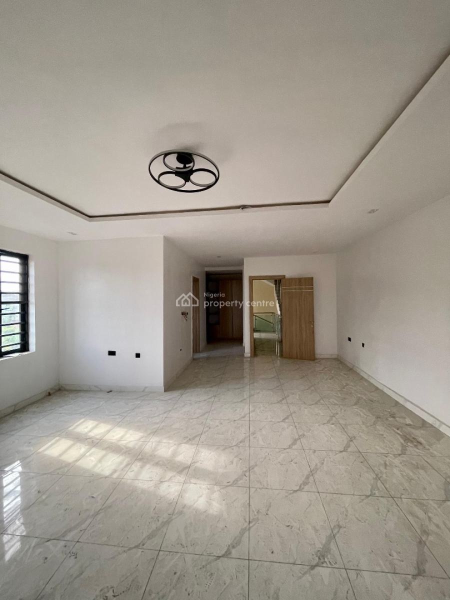 Spacious 5 Bedroom Semi Detached Duplex with Bq, Lekki Phase 1, Lekki, Lagos, Detached Duplex for Sale