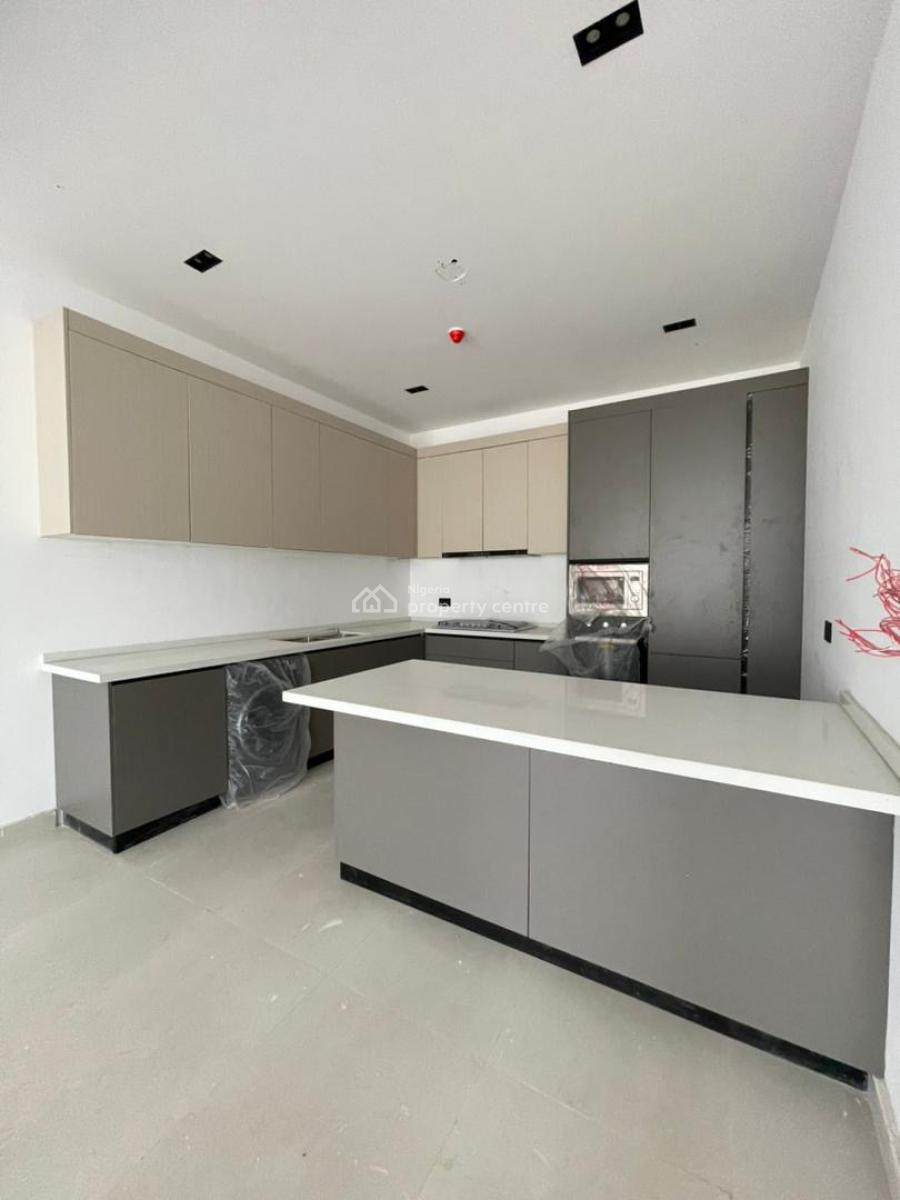 Sea View 3 Bedrooms Apartment with Rooftop Pool, Gym and Elevator, Lekki Phase 1, Lekki, Lagos, Flat / Apartment for Sale